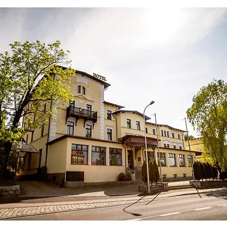 Fenix Hotel 3*