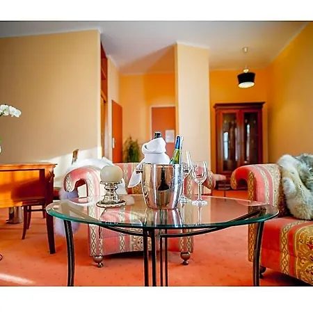 Fenix Hotel 3*
