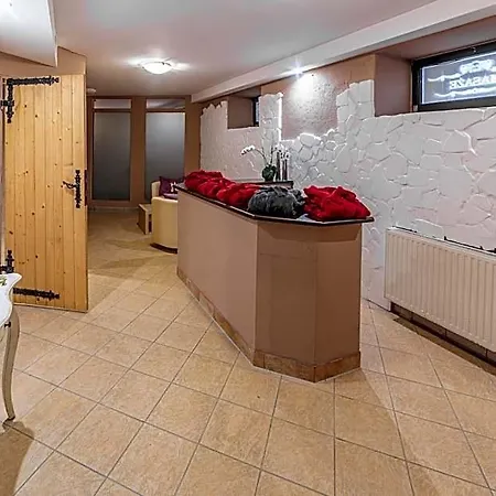 Fenix Hotel 3*