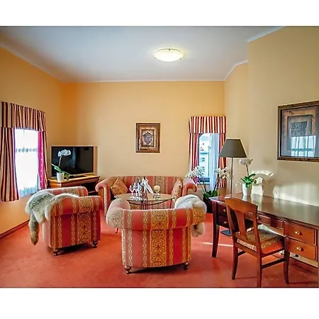Hotel Fenix 3*